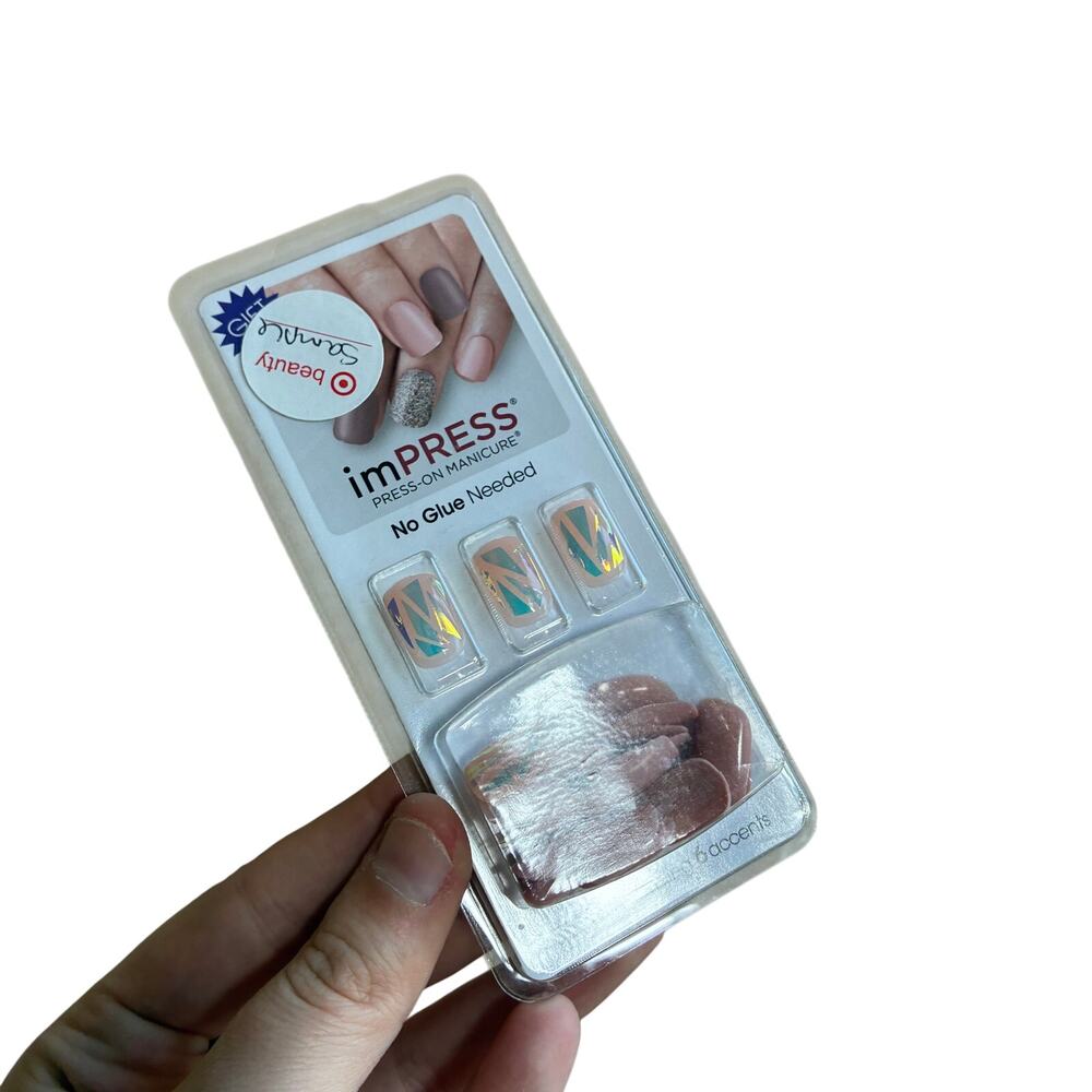 impress press on manicure set no glue needed beauty product
